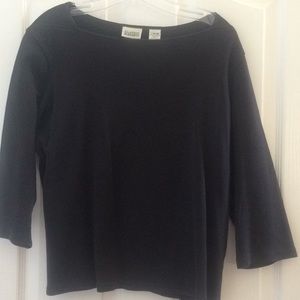 FINAL MARKDOWN Ladies classic elements tee large